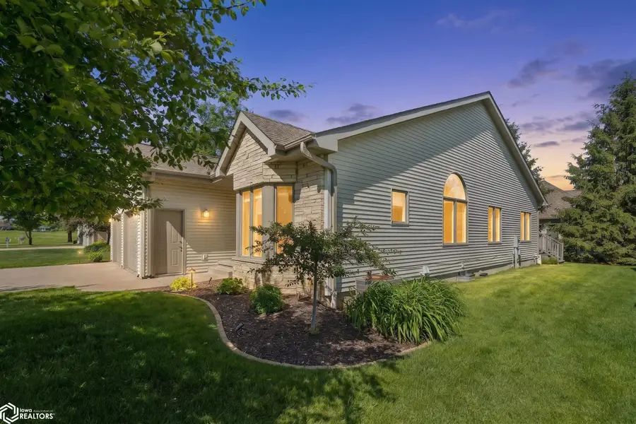 5582 Chip Shot Drive, Burlington, IA 52601 - #3
