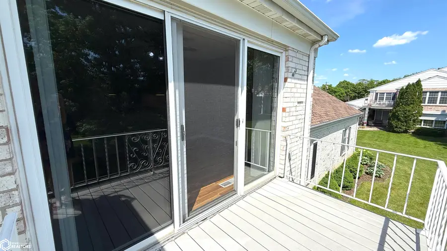 501 S Tennessee Place #C303, Mason City, IA 50401 - #3
