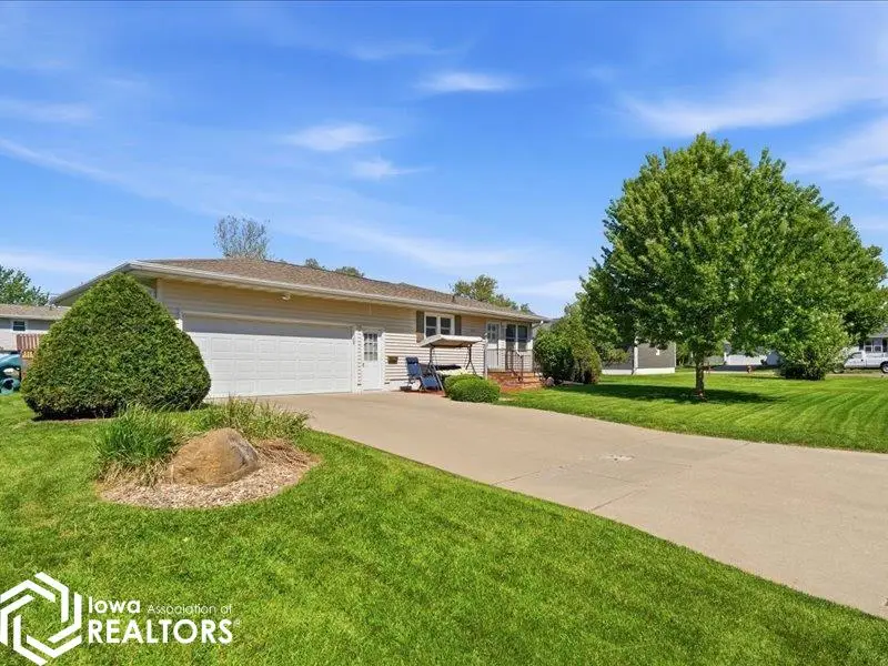 2003 Wardview Road, Marshalltown, IA 50158 - #3