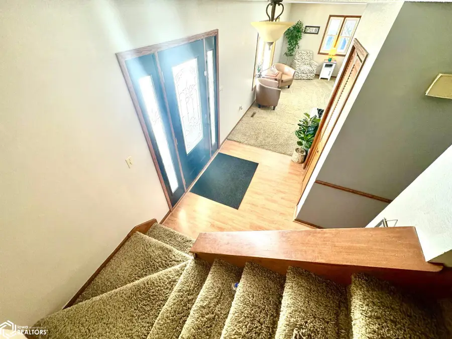2709 Regina Drive, Burlington, IA 52601 - #3