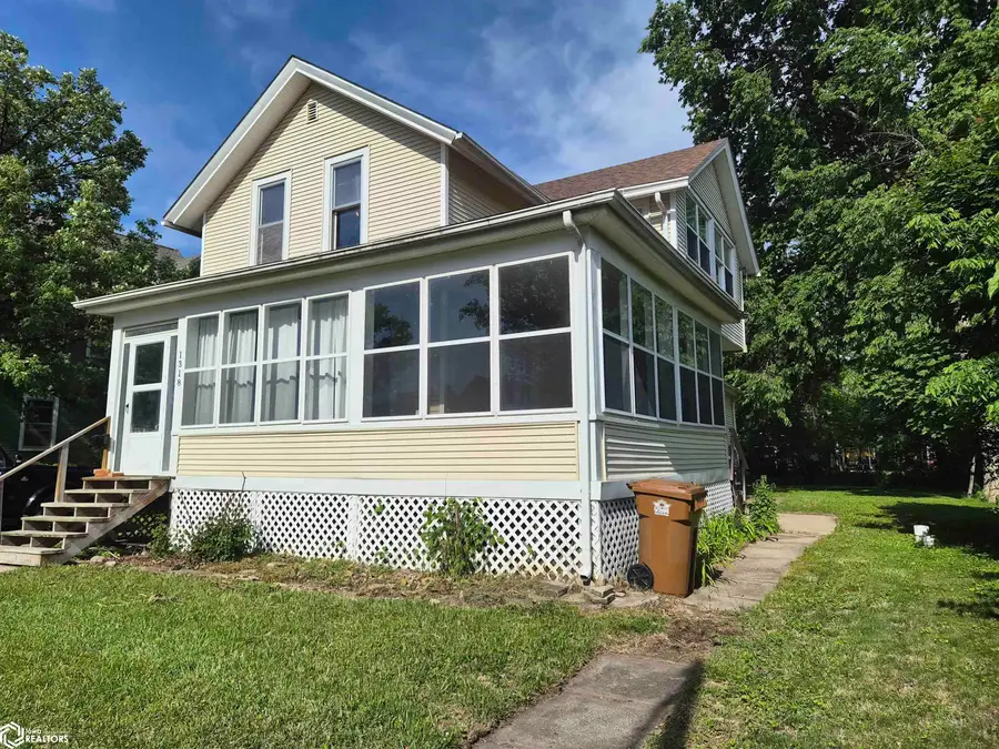 1318 West Street, Grinnell, IA 50112 - #2