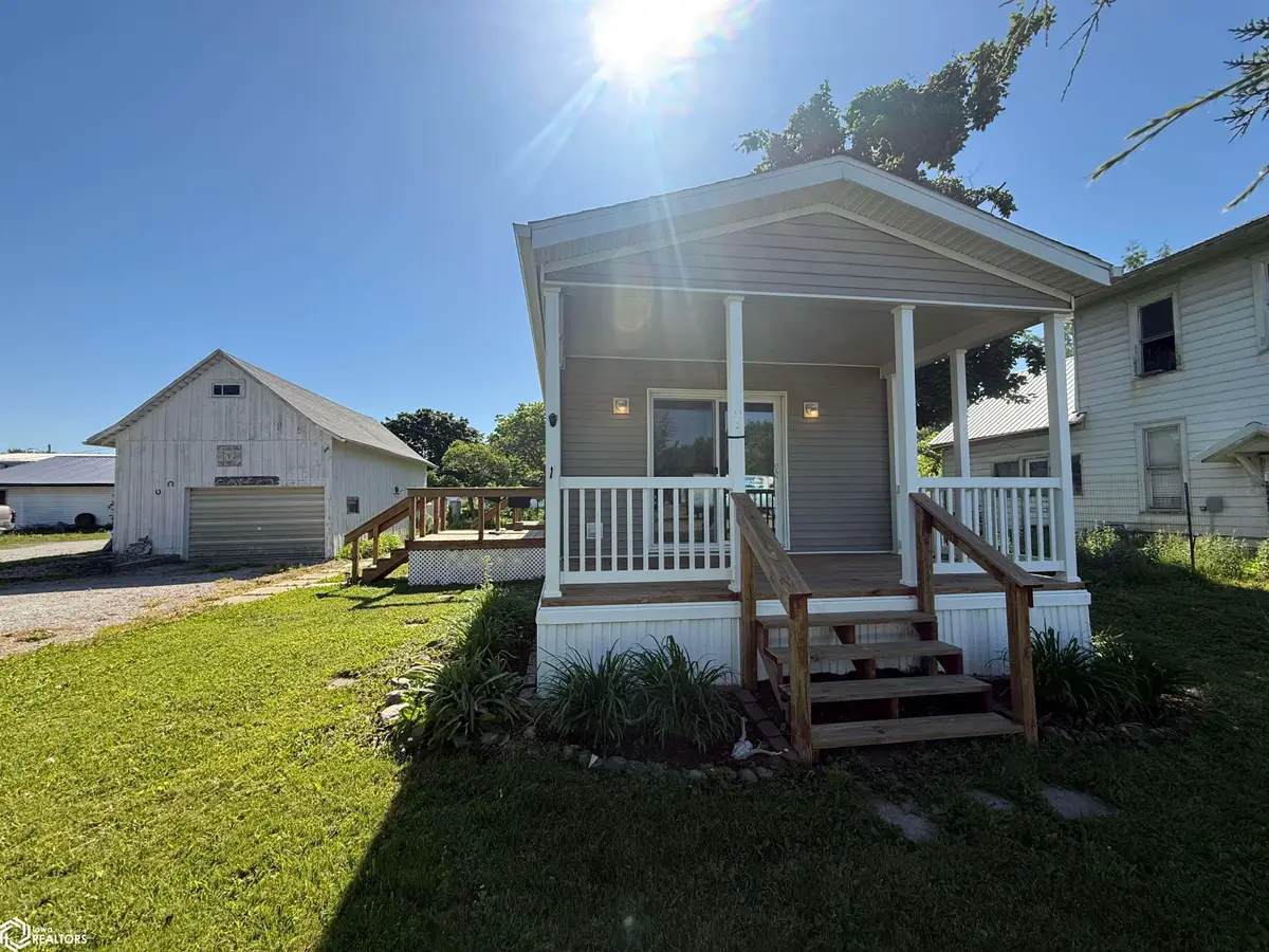 130 S Highway 1, Birmingham, IA 52535 - #1
