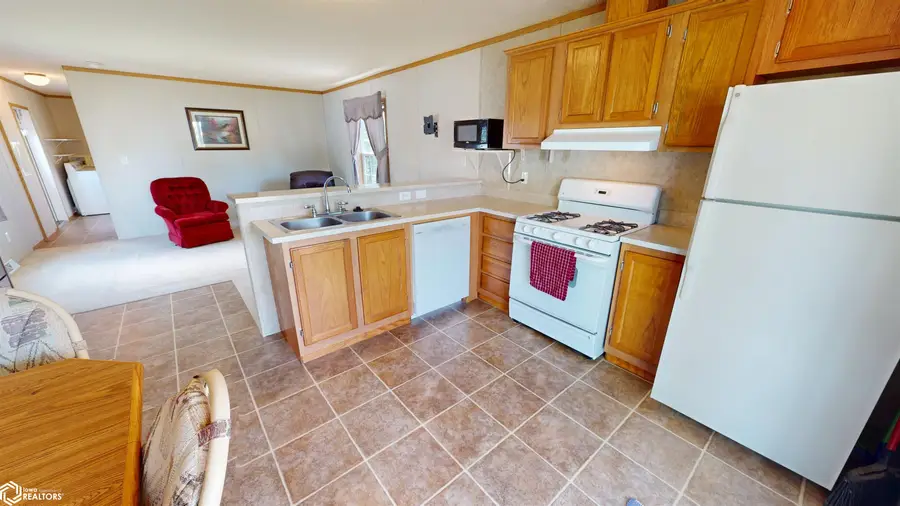 130 S Highway 1, Birmingham, IA 52535 - #2