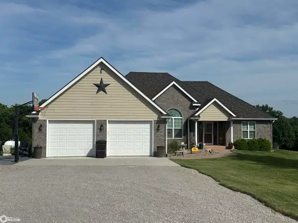 17407 200th Avenue, Centerville, IA 52544