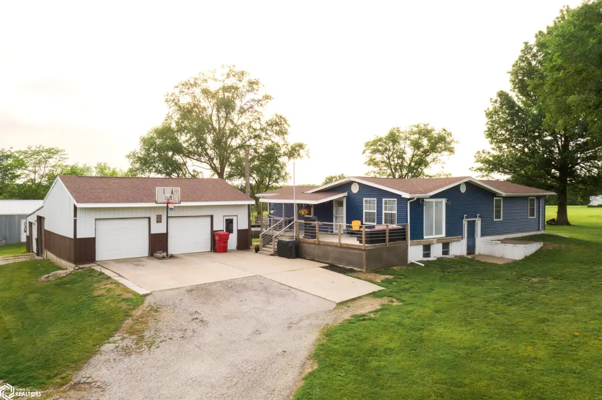 46887 235th Trail, Chariton, IA 50049 - #1