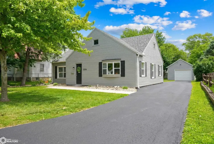 1504 S Leebrick Street, Burlington, IA 52601 - #2