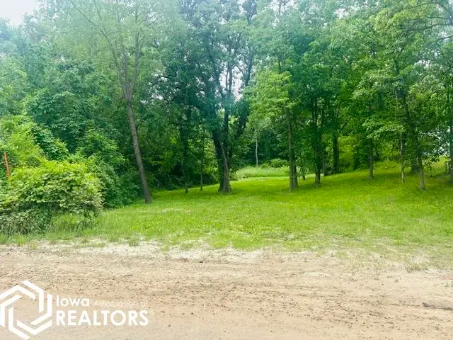 206 Woodland Road, Montezuma, IA 50171 - #2