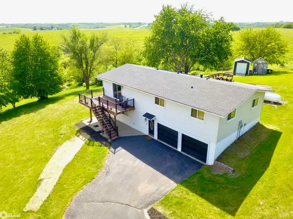 21 Eagle Drive, Oakland Acres, IA 50112