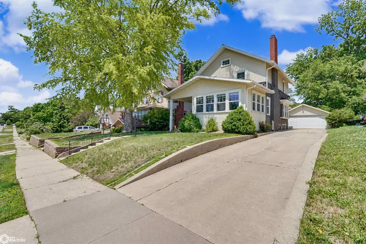 605 Jerome Street, Marshalltown, IA 50158 - #1