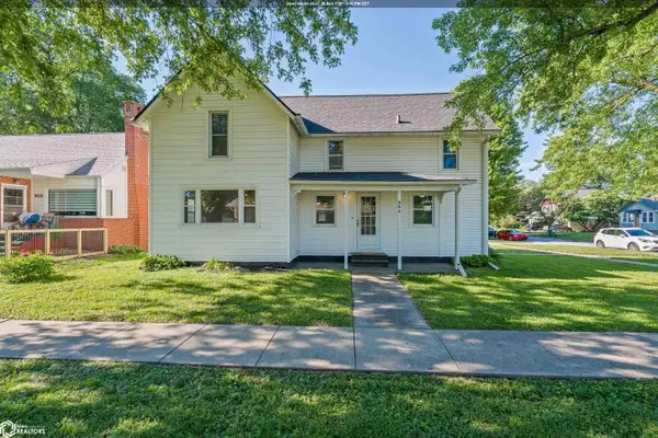 904 K Avenue, Nevada, IA 50201