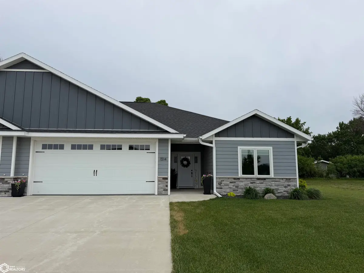 1514 Creekside Drive, Humboldt, IA 50548 - #1