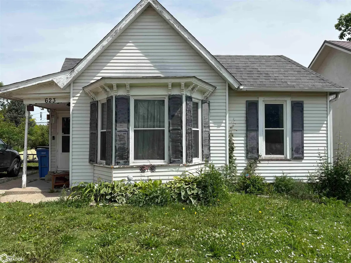 623 E Court Avenue, Chariton, IA 50049 - #1