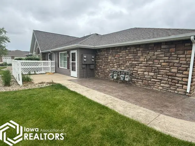 1701 E Deer Run Lane, Mount Pleasant, IA 52641 - #2