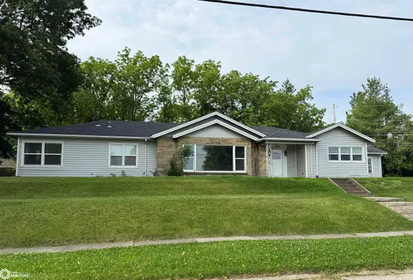 800 E Broadway Avenue, Fairfield, IA 52556