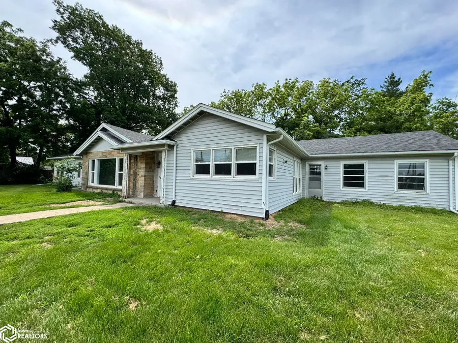 800 E Broadway Avenue, Fairfield, IA 52556 - #3