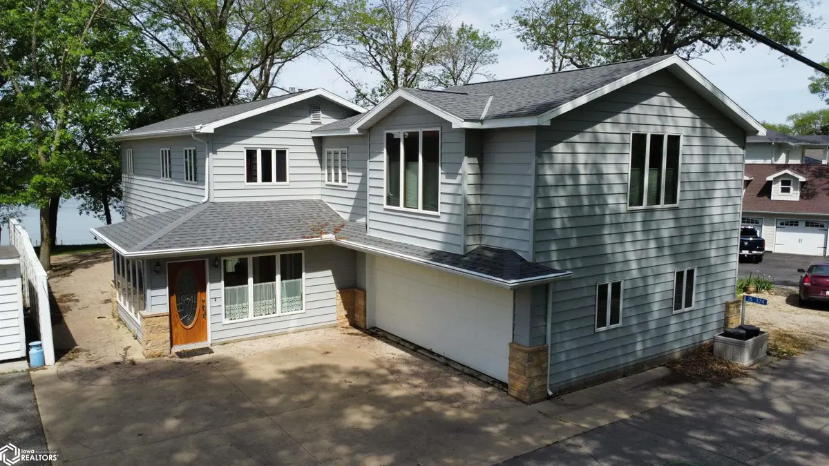 15374 Dodge Avenue, Clear Lake, IA 50428 - #1