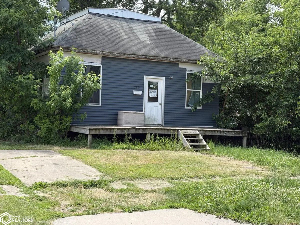 220 E Franklin, Centerville, IA 52544 - #1
