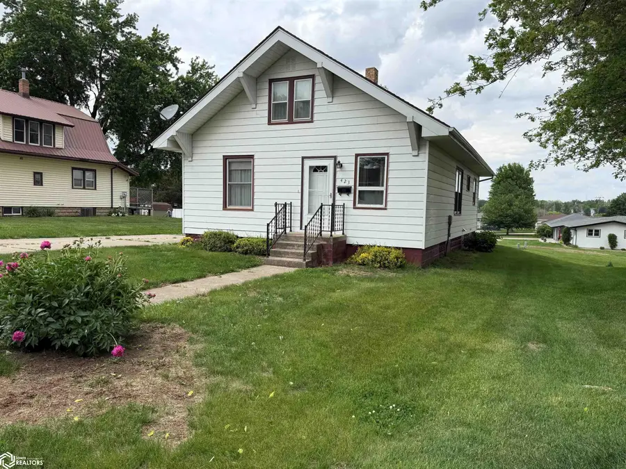 423 11th Street, Manning, IA 51455 - #2
