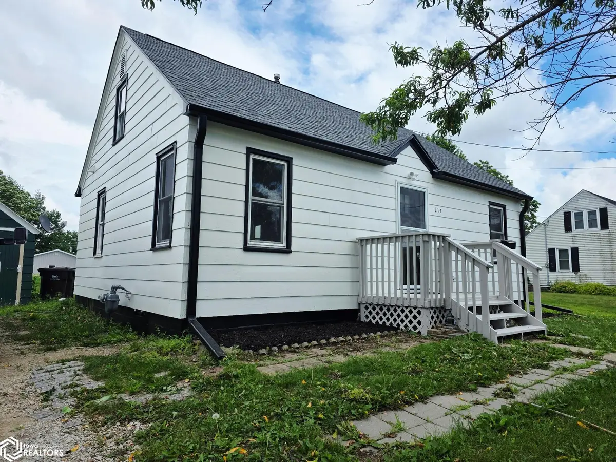 217 N Kossuth Street, Osceola, IA 50213 - #1