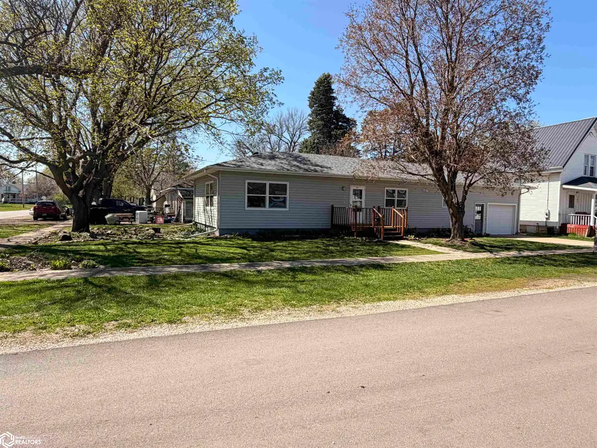 107 11th Street S, Northwood, IA 50459 - #1