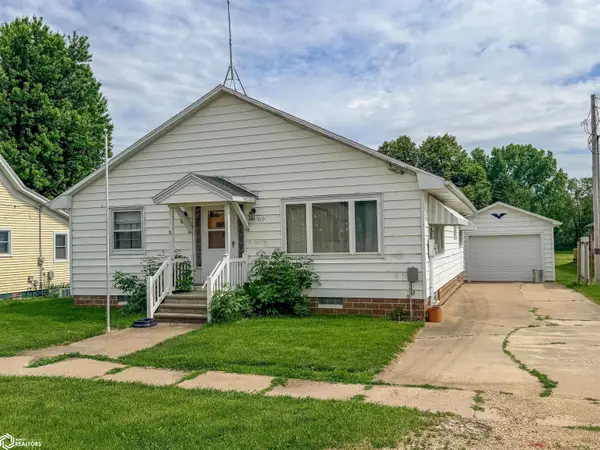 919 3rd Street, Dumont, IA 50625