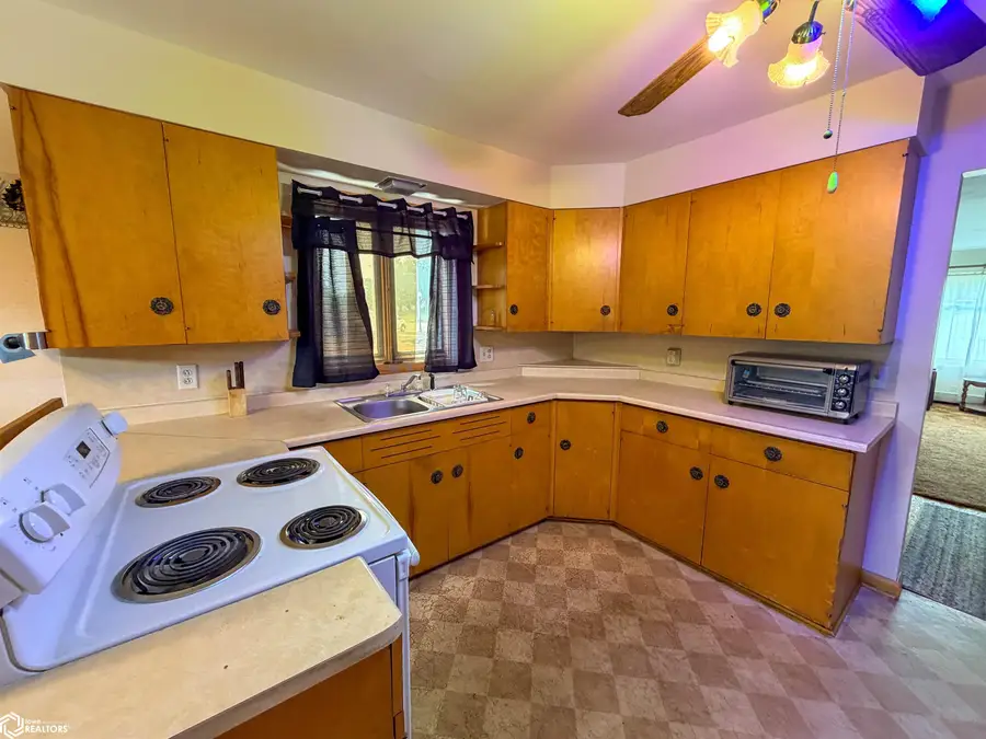 919 3rd Street, Dumont, IA 50625 - #3