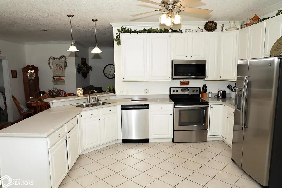 1811 N Hwy 5, Albia, IA 52531 - #3