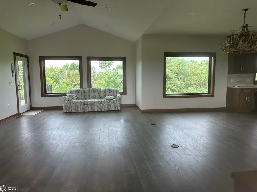 251 125th Avenue, Monroe, IA 50170 - #3