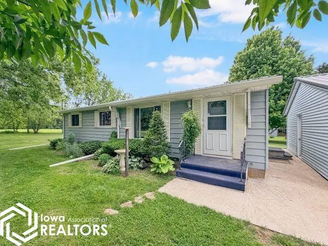 2024 Violet Avenue, Aredale, IA 50605 - #1