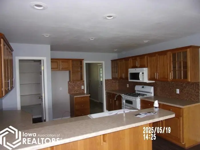 209 5th Avenue Se, Badger, IA 50516 - #3