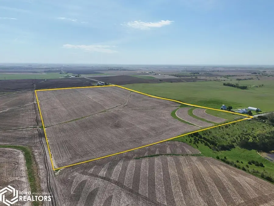 79th Street, Saint Clair, IA 52301 - #2