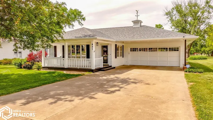 931 W Mary Street, Ottumwa, IA 52501 - #2