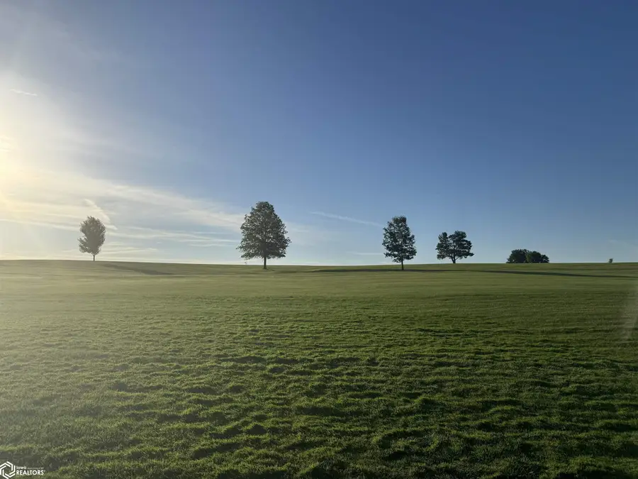 2307 Walton Lake Drive, Fairfield, IA 52556 - #3