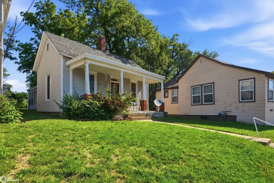 1710 Mount Pleasant Street, Burlington, IA 52601 - #3