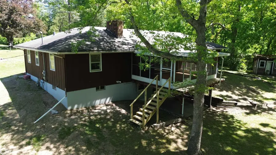 1701 Vogt Street, Burlington, IA 52601 - #2