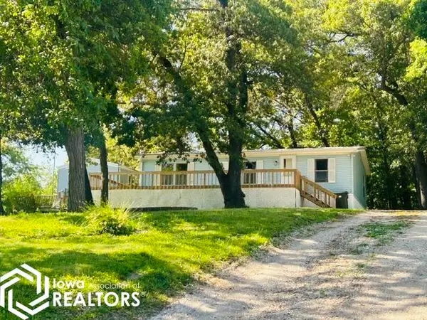 187 Horseshoe Drive, Montezuma, IA 50171