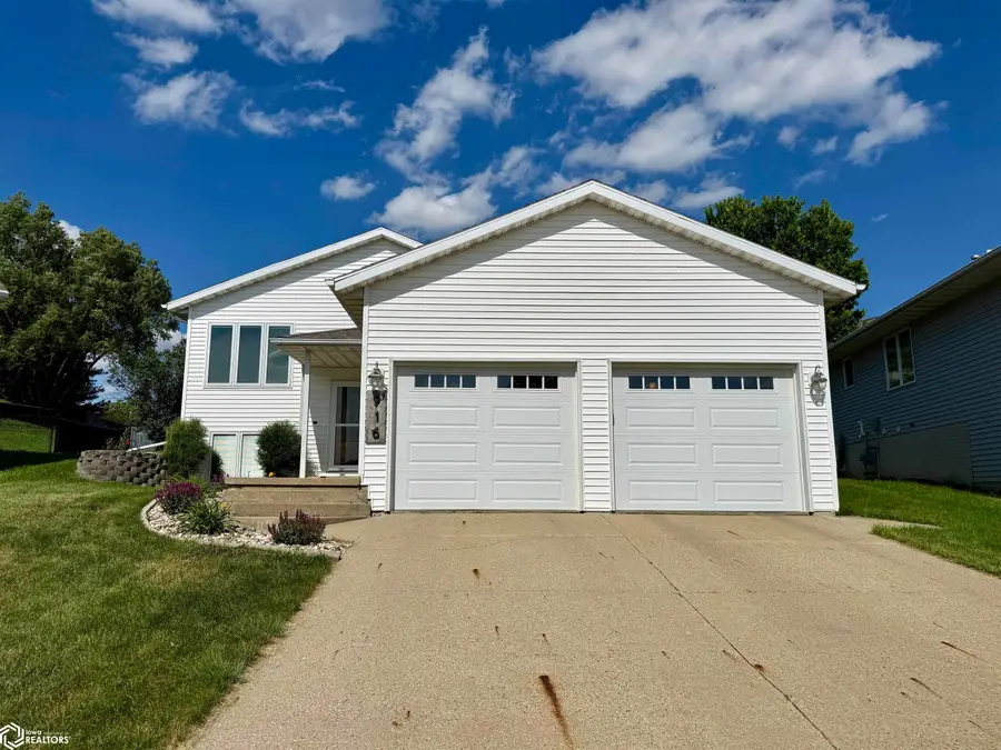 916 Amy Circle, Carroll, IA 51401 - #3