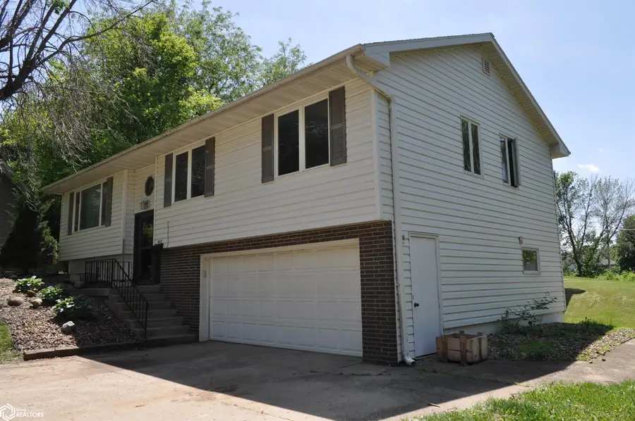 442 Westgate Road, Carroll, IA 51401 - #3