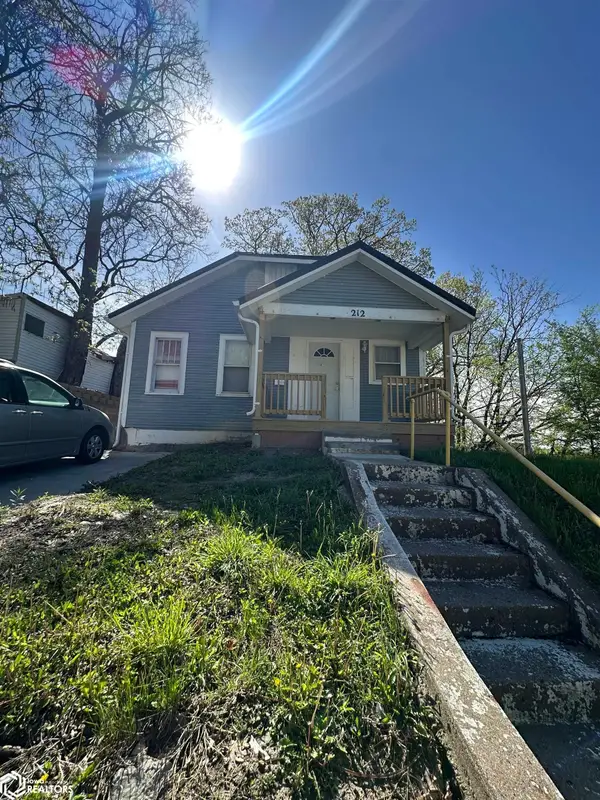 212 N Clay Street, Ottumwa, IA 52501