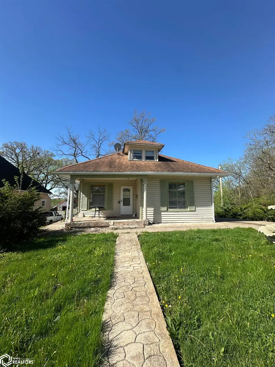 932 Sheffield Street, Ottumwa, IA 52501 - #3
