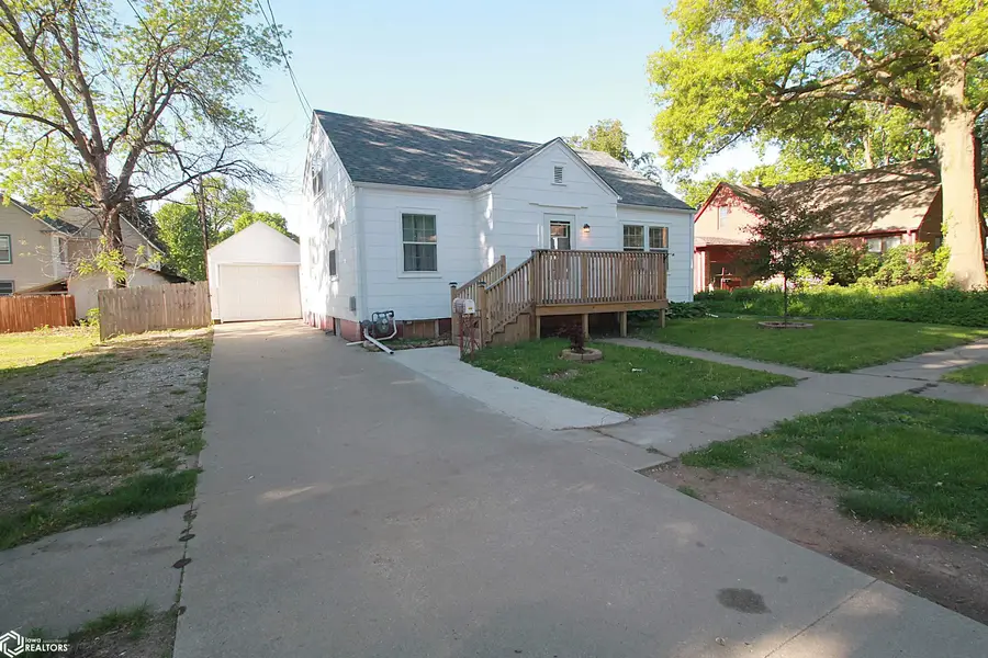 109 E State Street, Clarinda, IA 51632 - #2