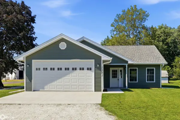 1301 E Wabash Street, Carthage, IL 62321