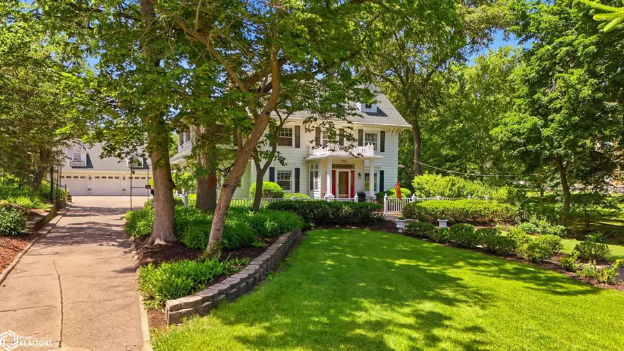 704 S Main Street, Fairfield, IA 52556 - #2