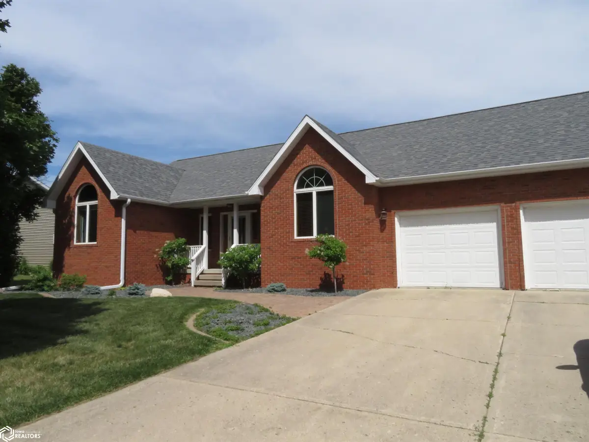1523 1st St Sw, Clarion, IA 50525 - #1