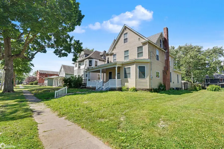 531 S Central Avenue, Burlington, IA 52601 - #3