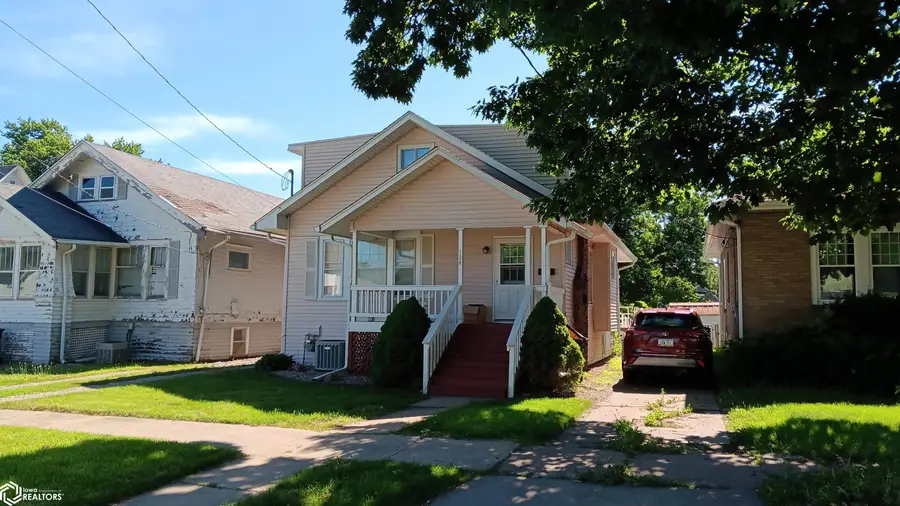 124 N Willard Street, Ottumwa, IA 52501 - #2
