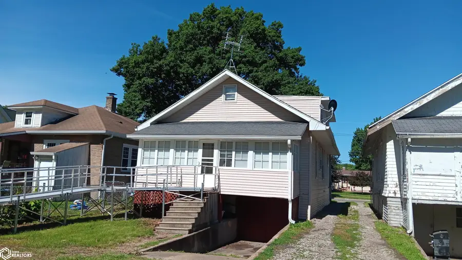 124 N Willard Street, Ottumwa, IA 52501 - #3