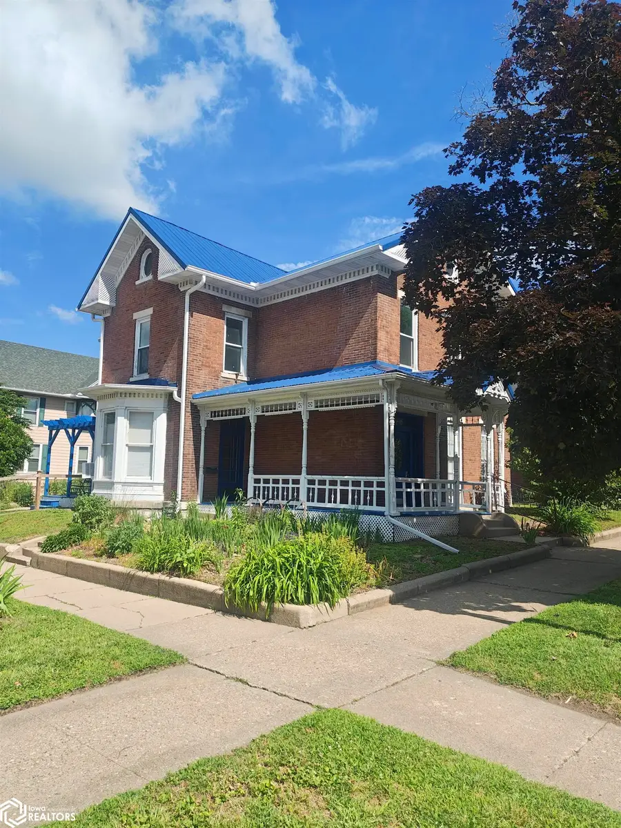 521 10th Street, Fort Madison, IA 52627-4012 - #2