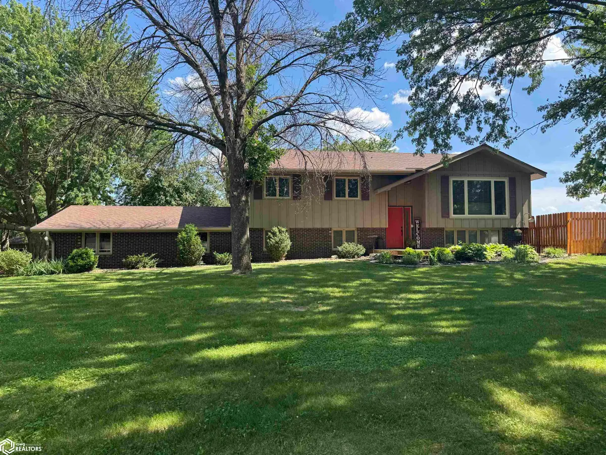8 Maplewood Drive, Humboldt, IA 50548 - #1