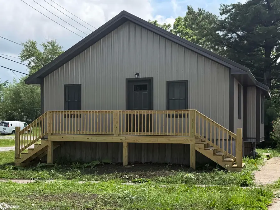 722 Armory Avenue, Chariton, IA 50049 - #2